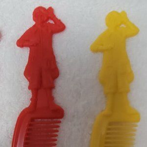 McDonald's Vintage RARE New Combs